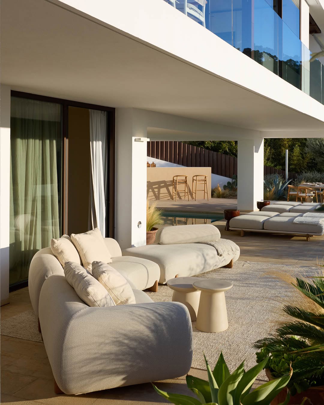 XL outdoor pouf - Milos