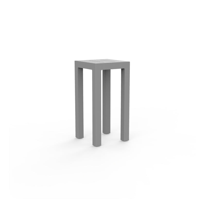 Mesa 50x50x100 JUT para exterior | VONDOM. Mesa de diseño moderno para jardín o terraza. Dimensiones: 50x50x100 Diseñado por Studio Vondom. Fabricado en rotomoldeo de resina de polietileno de alta resistencia reforzada con fibra de vidrio y tratamiento UV.