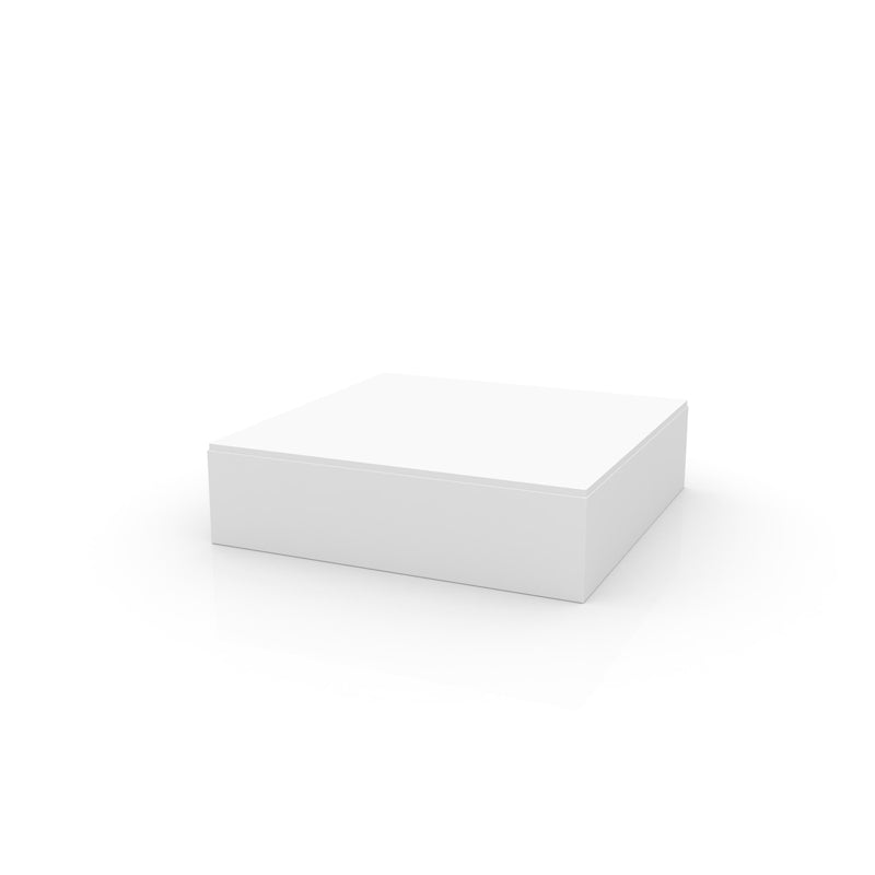 Mesa JUT 120x120x32 para exterior | VONDOM. Mesa Baja de diseño moderno para jardín o terraza. Dimensiones: 120x120x32 Diseñado por Studio Vondom. Fabricado en rotomoldeo de resina de polietileno de alta resistencia reforzada con fibra de vidrio y tratamiento UV.