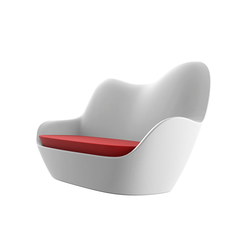 SABINAS Sofa para exterior | VONDOM. Sofa de diseño moderno para jardín o terraza. Dimensiones: 206x91x104 Diseñado por Javier Mariscal. Fabricado en rotomoldeo de resina de polietileno de alta resistencia reforzada con fibra de vidrio y tratamiento UV.