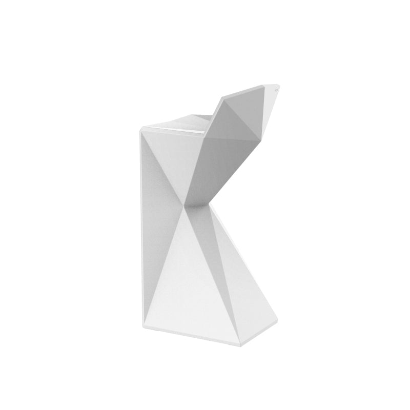 VERTEX Taburete para exterior | VONDOM. Taburete de diseño moderno para jardín o terraza. Dimensiones: 40x41x88 Diseñado por Karim Rashid. Fabricado en rotomoldeo de resina de polietileno de alta resistencia reforzada con fibra de vidrio y tratamiento UV.