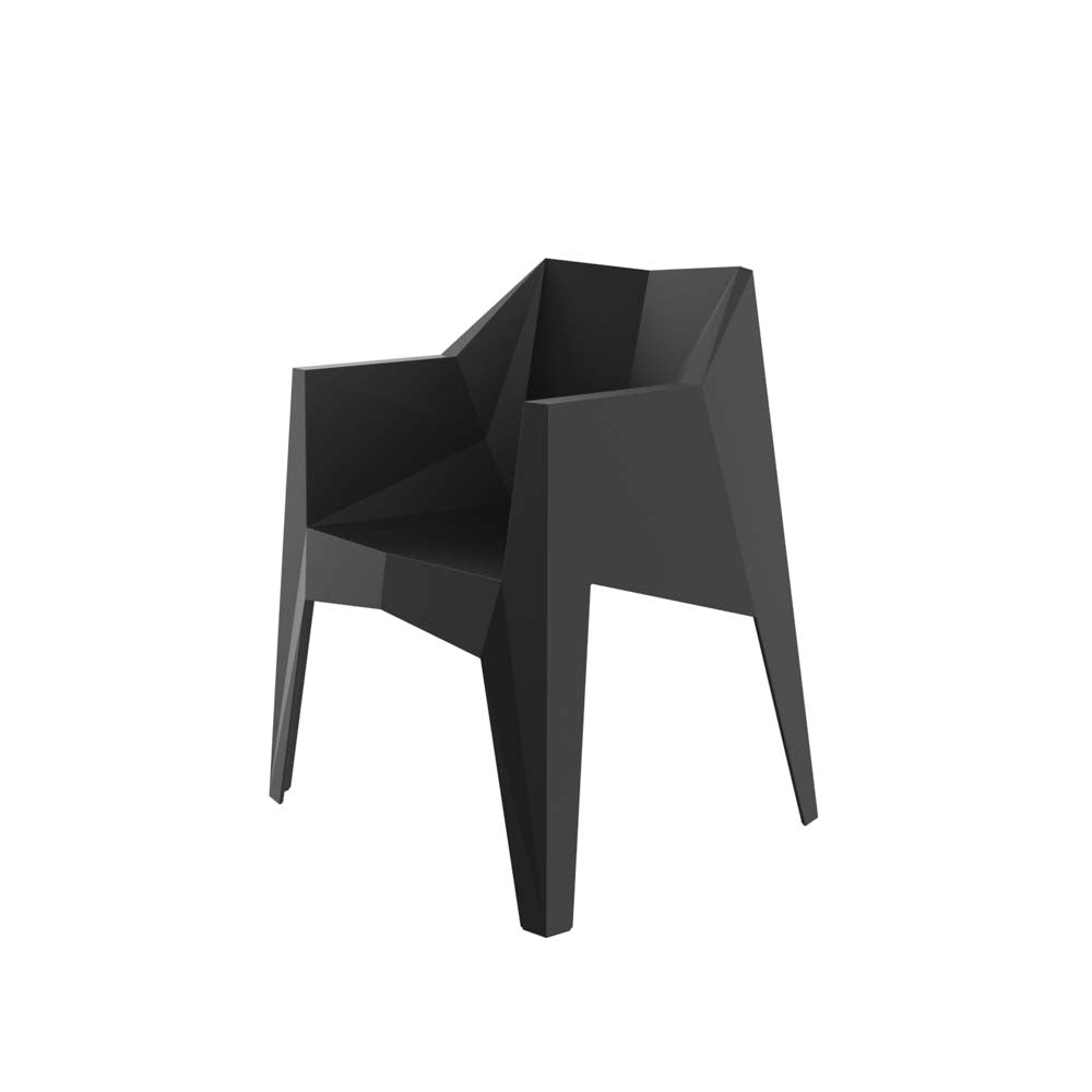 VOXEL Silla con Brazos (4 Pack) Apilable para exterior | VONDOM. Silla de diseño moderno para jardín o terraza. Dimensiones: 63x60x80 Diseñado por Karim Rashid. Fabricado por inyección de resina de alta resistencia reforzada con fibra de vidrio y tratamiento UV.