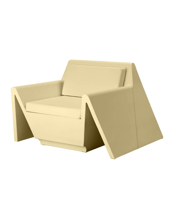 REST Lounge Chair 110x105x74