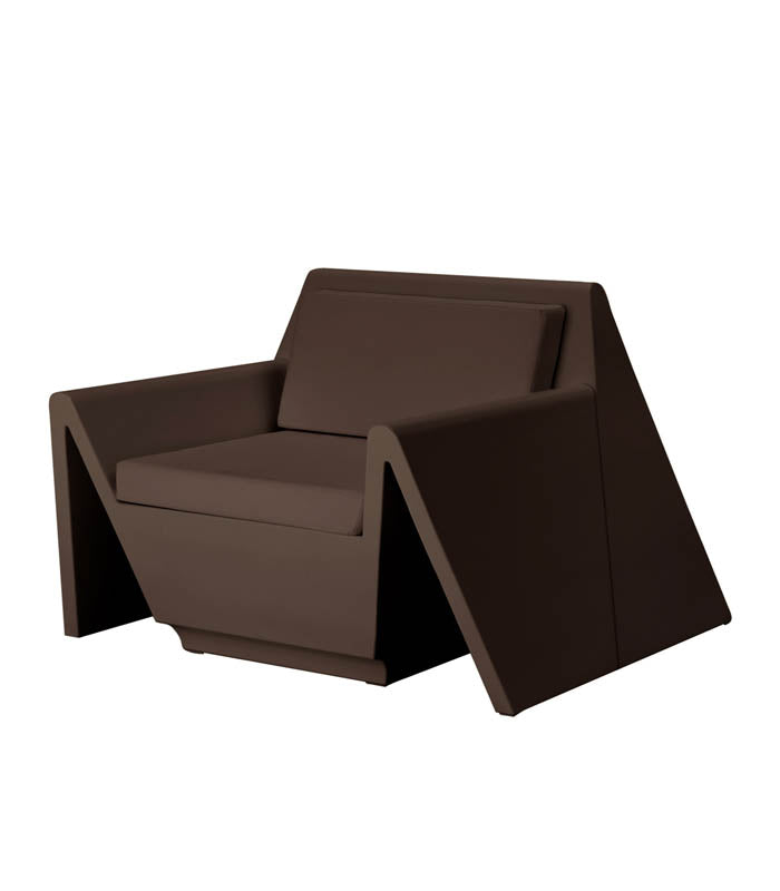 REST Lounge Chair 110x105x74