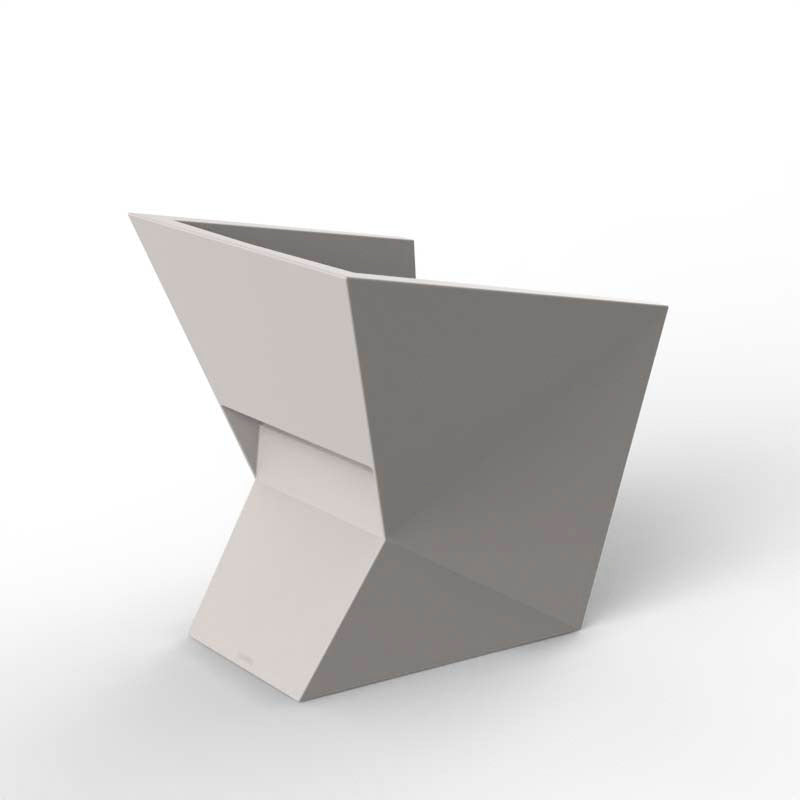 FAZ Chair with Arms