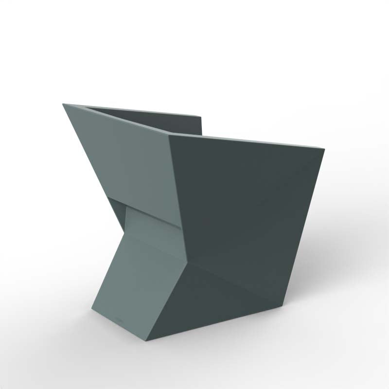 FAZ Chair with Arms