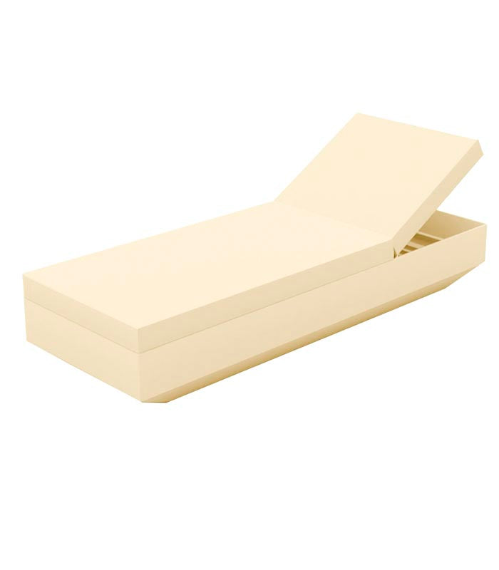 VELA Sun Lounger