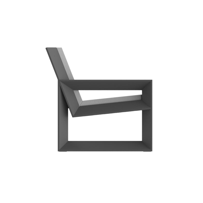 Sofa FRAME 82x180x80 para exterior | VONDOM. Sofa de diseño moderno para jardín o terraza. Dimensiones: 82x180x80 Diseñado por Ramón Esteve. Fabricado en rotomoldeo de resina de polietileno de alta resistencia reforzada con fibra de vidrio y tratamiento UV.