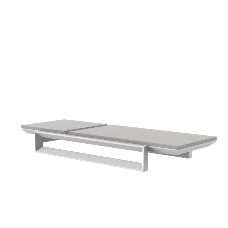 Tumbona FRAME 80x200x25 con Respaldo Reclinable para exterior | VONDOM. Tumbona de diseño moderno para jardín o terraza. Dimensiones: 80x200x25 Diseñado por Ramón Esteve. Fabricado en rotomoldeo de resina de polietileno de alta resistencia reforzada con fibra de vidrio y tratamiento UV.