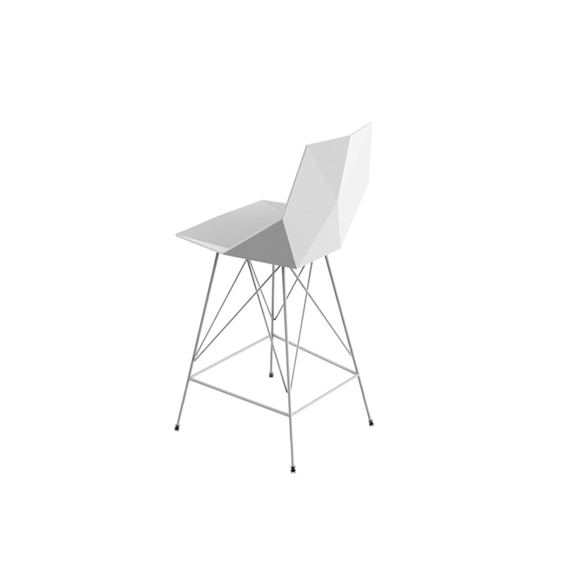 FAZ Taburete 66cm Bajo para exterior | VONDOM. Taburete de diseño moderno para jardín o terraza. Dimensiones: 48x51x102 Diseñado por Ramón Esteve. Fabricado por inyección de resina de alta resistencia reforzada con fibra de vidrio y tratamiento UV.