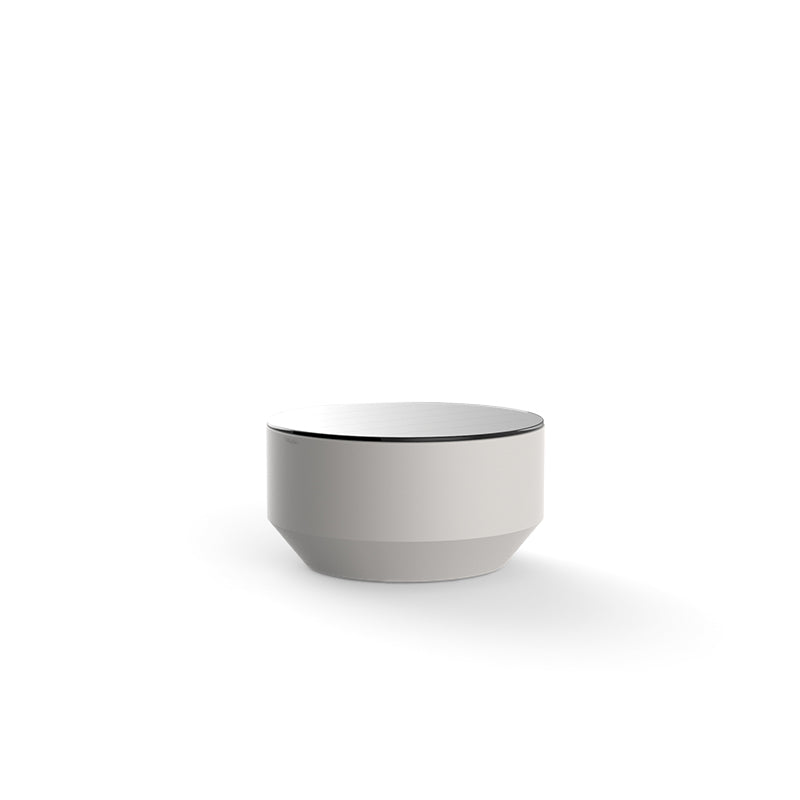 VELA Mesa Ø60cm para exterior | VONDOM. Mesa Baja de diseño moderno para jardín o terraza. Dimensiones: Ø60x30 Diseñado por Ramón Esteve. Fabricado en rotomoldeo de resina de polietileno de alta resistencia reforzada con fibra de vidrio y tratamiento UV.