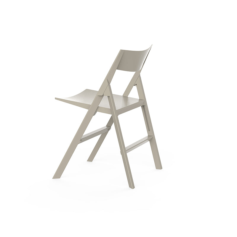 QUARTZ Silla Plegable (4 Pack) Sin Brazos Apilable para exterior | VONDOM. Silla de diseño moderno para jardín o terraza. Dimensiones: 47x51x76 Diseñado por Ramón Esteve. Fabricado por inyección de resina de alta resistencia reforzada con fibra de vidrio y tratamiento UV.