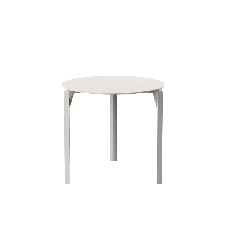 QUARTZ Mesa Ø79cm Apilable para exterior | VONDOM. Mesa de diseño moderno para jardín o terraza. Dimensiones: Ø79x73 Diseñado por Ramón Esteve. Fabricado por inyección de resina de alta resistencia reforzada con fibra de vidrio y tratamiento UV.