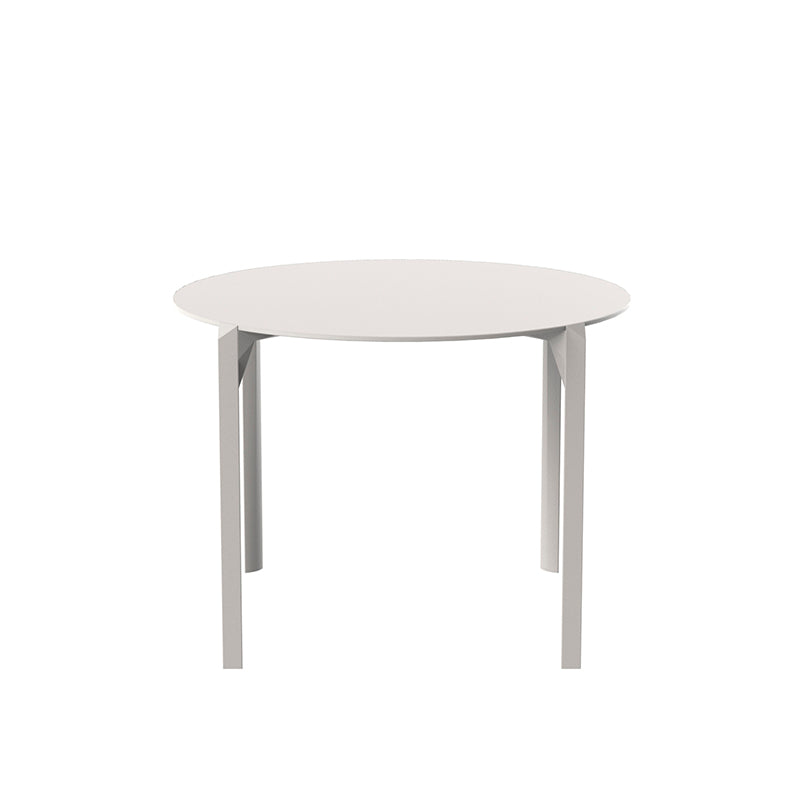 QUARTZ Mesa Ø100cm Apilable para exterior | VONDOM. Mesa de diseño moderno para jardín o terraza. Dimensiones: Ø100x73 Diseñado por Ramón Esteve. Fabricado por inyección de resina de alta resistencia reforzada con fibra de vidrio y tratamiento UV.