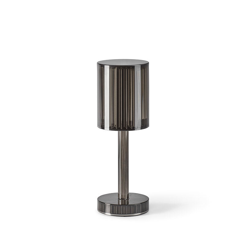 GATSBY Lampara Cilindro 8,5x24,5cm para exterior | VONDOM. Lámpara de Exterior de diseño moderno para jardín o terraza. Dimensiones: Ø8x24YY Diseñado por Ramón Esteve. Fabricado en rotomoldeo de resina de polietileno de alta resistencia reforzada con fibra de vidrio y tratamiento UV.