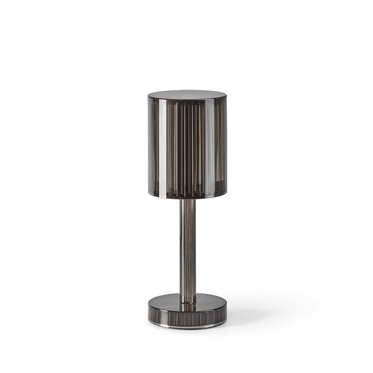 GATSBY Lampara Cilindro 8,5x24,5cm para exterior | VONDOM. Lámpara de Exterior de diseño moderno para jardín o terraza. Dimensiones: Ø8x24YY Diseñado por Ramón Esteve. Fabricado en rotomoldeo de resina de polietileno de alta resistencia reforzada con fibra de vidrio y tratamiento UV.