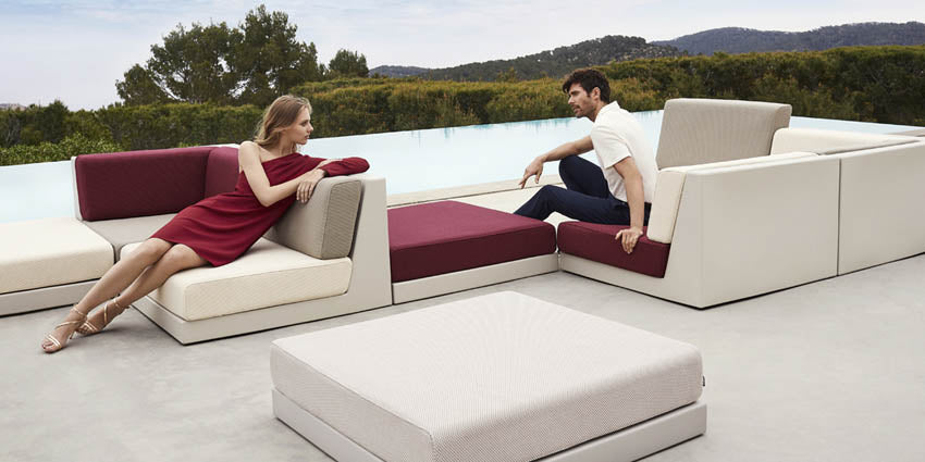 PIXEL Módulo Corner para exterior | VONDOM. Sofa Modular de diseño moderno para jardín o terraza. Dimensiones: 101x101x63 Diseñado por Ramón Esteve. Fabricado en rotomoldeo de resina de polietileno de alta resistencia reforzada con fibra de vidrio y tratamiento UV.