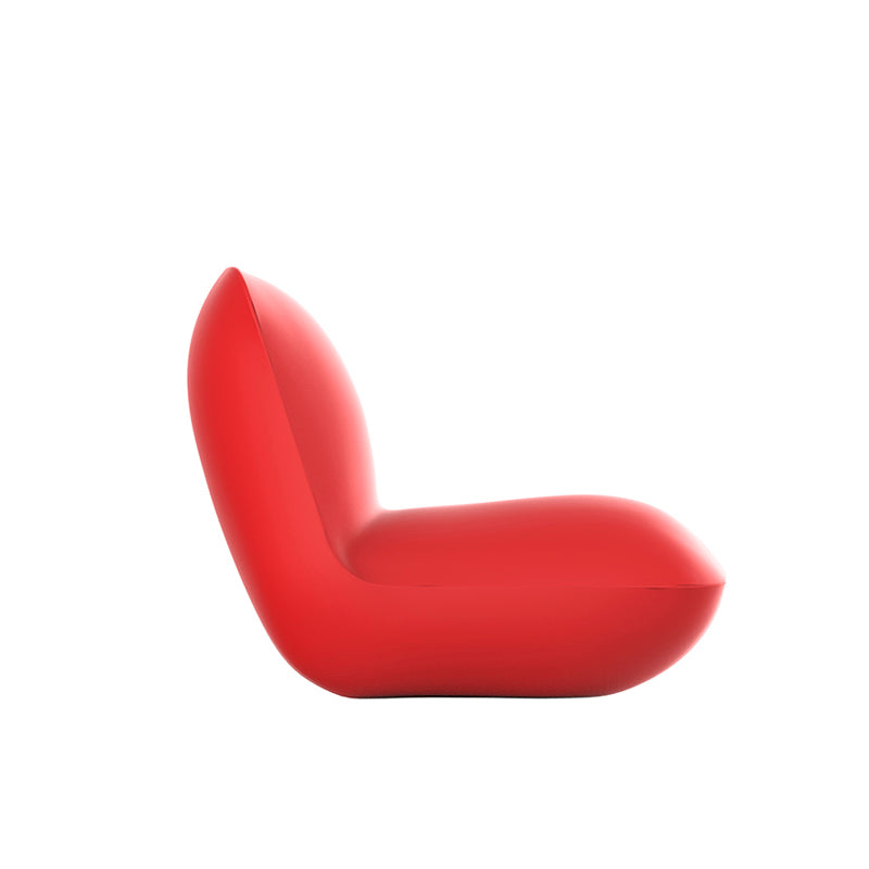 PILLOW Sillon - Butaca 82x94x75cm para exterior | VONDOM. Sillon - Butaca de diseño moderno para jardín o terraza. Dimensiones: 82x94x75 Diseñado por Stefano Giovannoni. Fabricado en rotomoldeo de resina de polietileno de alta resistencia reforzada con fibra de vidrio y tratamiento UV.