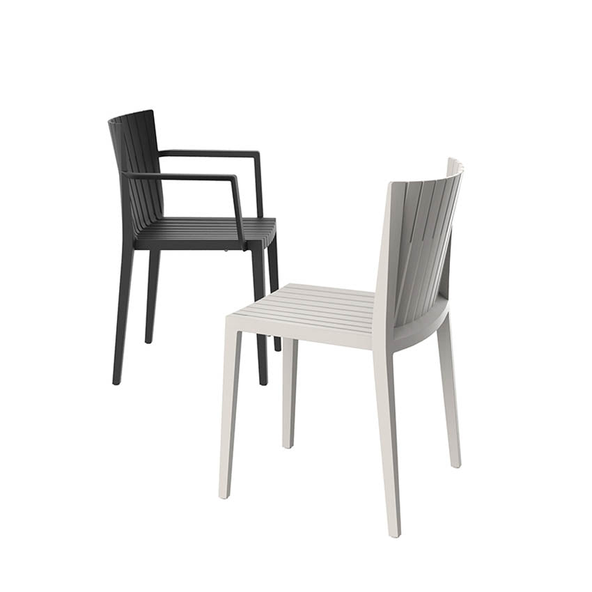 SPRITZ Silla Brazos 59x53x81 (4 Pack) Apilable para exterior | VONDOM. Silla de diseño moderno para jardín o terraza. Dimensiones: 59x53x81 Diseñado por Archirivolto Design. Fabricado por inyección de resina de alta resistencia reforzada con fibra de vidrio y tratamiento UV.