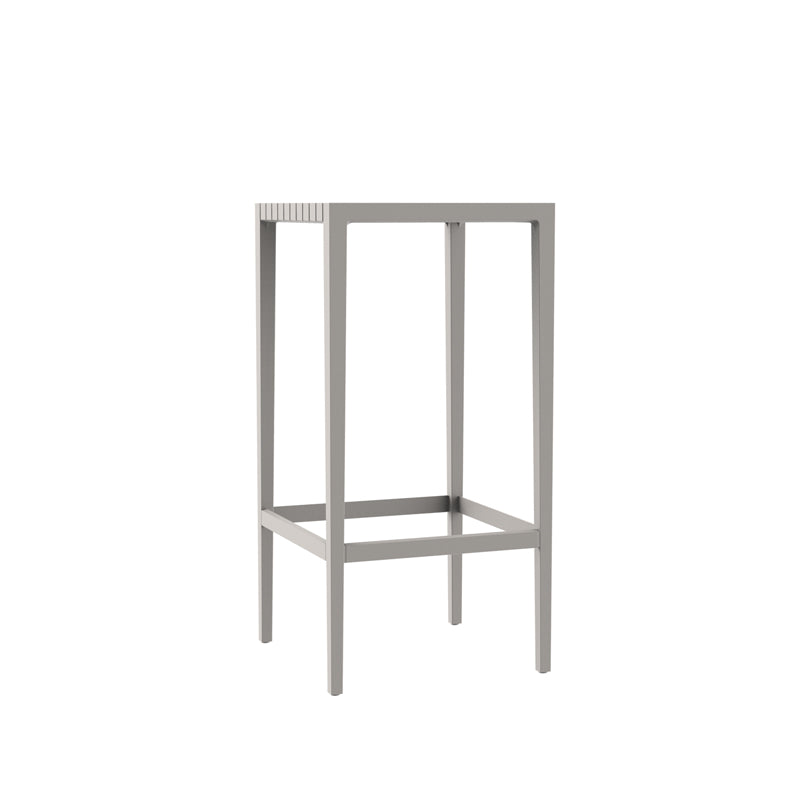 SPRITZ Mesa Alta 50x50x100 Apilable para exterior | VONDOM. Mesa Alta de diseño moderno para jardín o terraza. Dimensiones: 50x50x100 Diseñado por Archirivolto Design. Fabricado por inyección de resina de alta resistencia reforzada con fibra de vidrio y tratamiento UV.