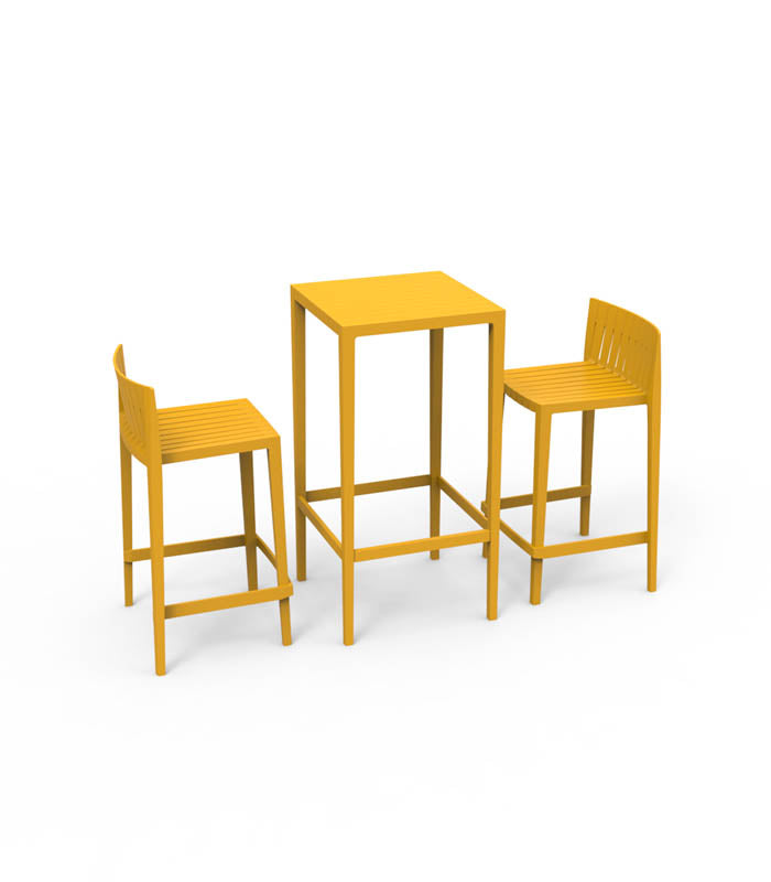 SET Tisch + 2 Hockers Niedrigers