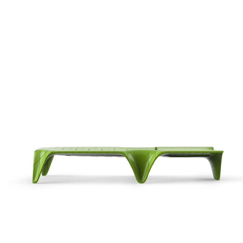 F3 Tumbona 75x210x36 para exterior | VONDOM. Tumbona de diseño moderno para jardín o terraza. Dimensiones: 75x210x36 Diseñado por Fabio Novembre. Fabricado en rotomoldeo de resina de polietileno de alta resistencia reforzada con fibra de vidrio y tratamiento UV.