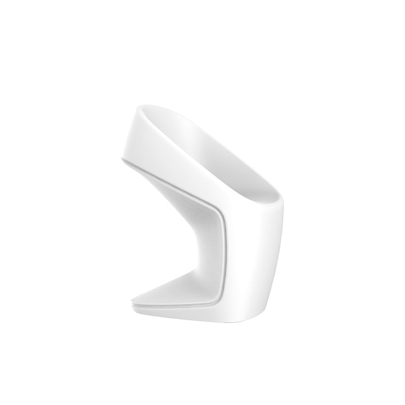 UFO Silla 58x61x84 Sin Brazos para exterior | VONDOM. Silla de diseño moderno para jardín o terraza. Dimensiones: 58x61x84 Diseñado por Ora Ito. Fabricado en rotomoldeo de resina de polietileno de alta resistencia reforzada con fibra de vidrio y tratamiento UV.