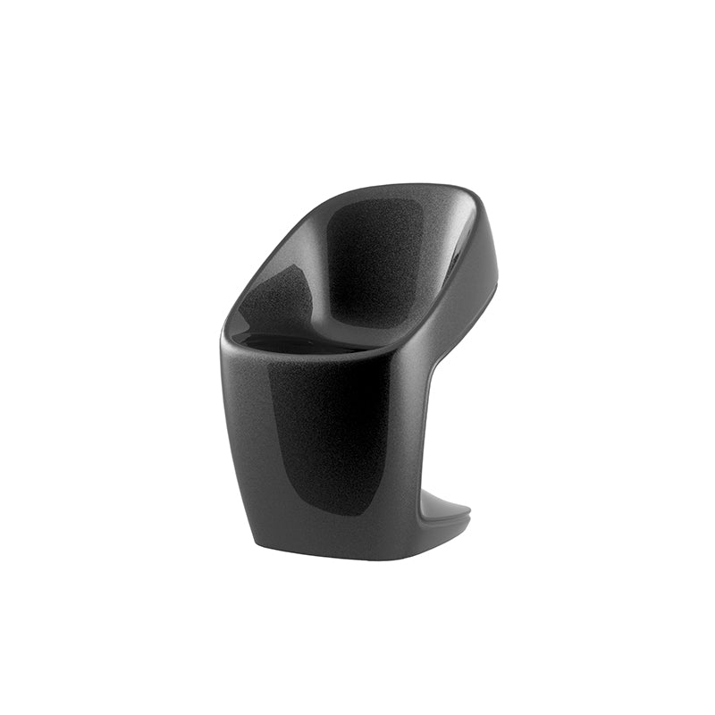 UFO Silla 58x61x84 Sin Brazos para exterior | VONDOM. Silla de diseño moderno para jardín o terraza. Dimensiones: 58x61x84 Diseñado por Ora Ito. Fabricado en rotomoldeo de resina de polietileno de alta resistencia reforzada con fibra de vidrio y tratamiento UV.