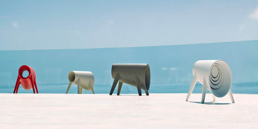 Silla de Exterior para decorar el jardín o la terraza. Diseñado por BUM-BUM Eugeni Quitllet. Silla de diseño moderno fabricado en España. Resina de Polietileno de alta resistencia al exterior y al sol.