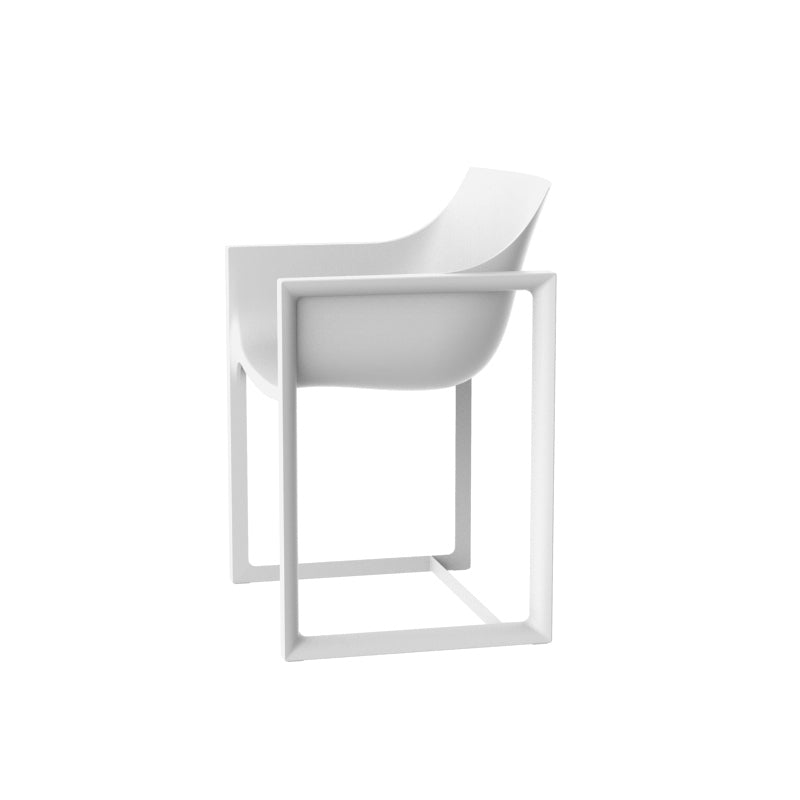 WALL STREET Silla con Brazos 57x53x80cm (4 Pack) para exterior | VONDOM. Silla de diseño moderno para jardín o terraza. Dimensiones: 57x53x80 Diseñado por Eugeni Quitllet. Fabricado por inyección de resina de alta resistencia reforzada con fibra de vidrio y tratamiento UV.