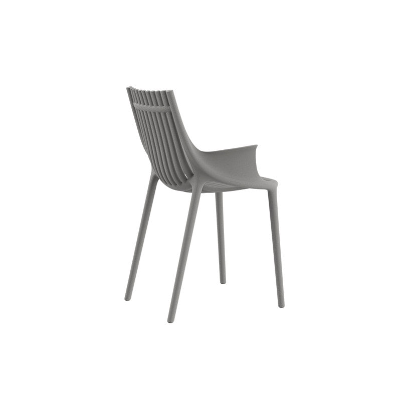 IBIZA Silla con Brazos alas (4 Pack) Apilable para exterior | VONDOM. Silla de diseño moderno para jardín o terraza. Dimensiones: 60x51x81 Diseñado por Eugeni Quitllet. Fabricado por inyección de resina de alta resistencia reforzada con fibra de vidrio y tratamiento UV.