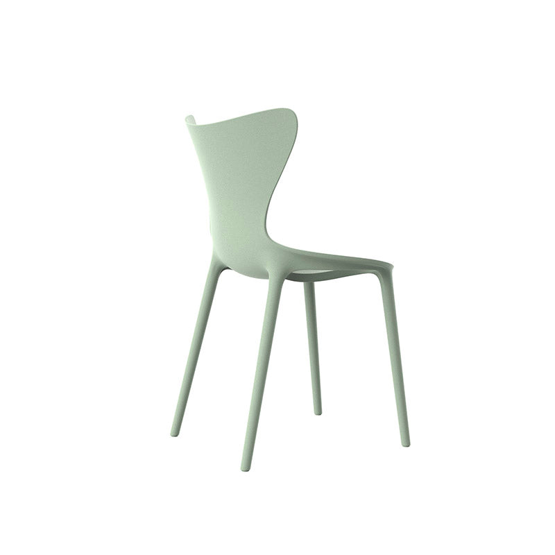 LOVE Silla (4 Pack) Sin Brazos para exterior | VONDOM. Silla de diseño moderno para jardín o terraza. Dimensiones: 53x51x87 Diseñado por Eugeni Quitllet. Fabricado por inyección de resina de alta resistencia reforzada con fibra de vidrio y tratamiento UV.