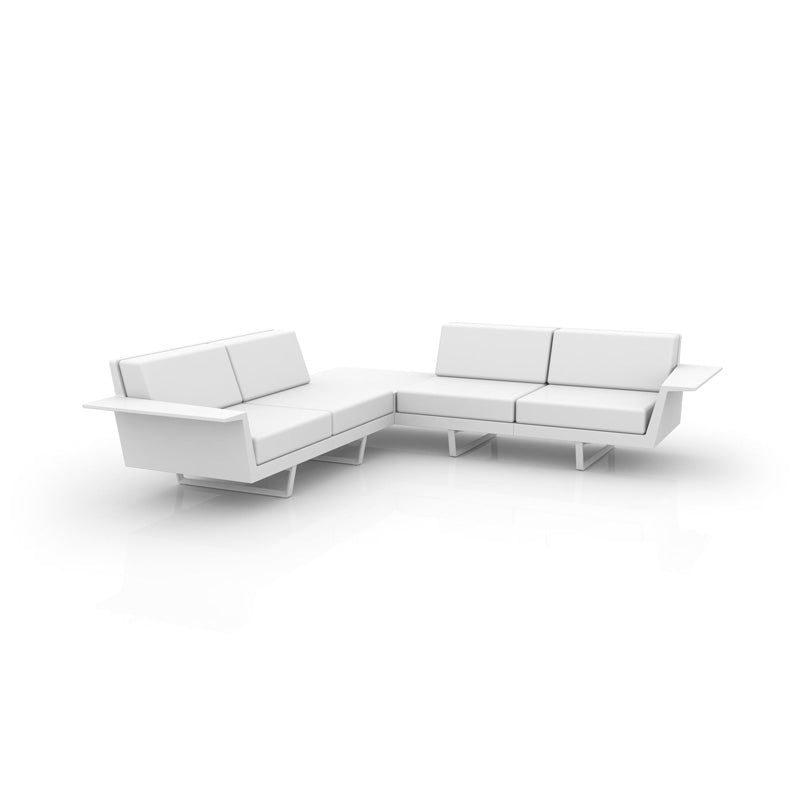DELTA Sofa 22Corner para exterior | VONDOM. Sofa Modular de diseño moderno para jardín o terraza. Dimensiones: 266x266x72 Diseñado por Jorge Pensi. Fabricado en rotomoldeo de resina de polietileno de alta resistencia reforzada con fibra de vidrio y tratamiento UV.