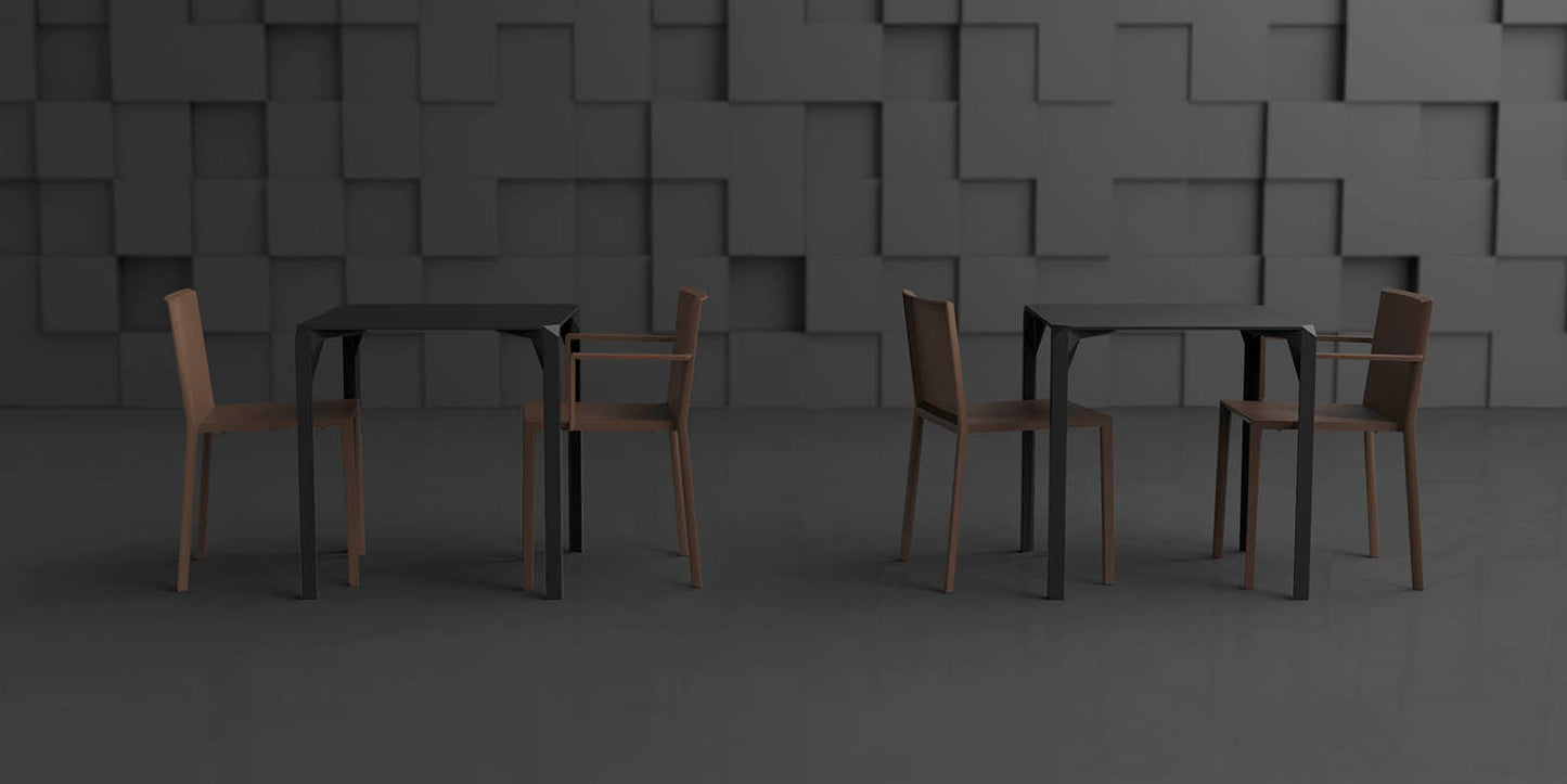 QUARTZ Chair with Arms