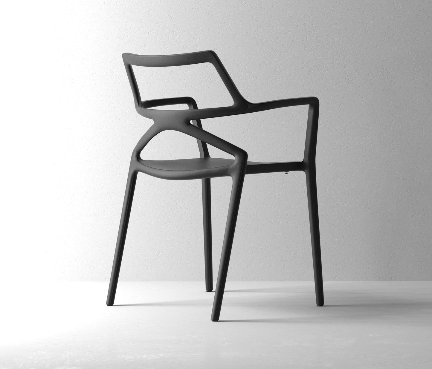 DELTA Chair with Arms
