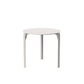 QUARTZ Mesa Ø79cm Apilable para exterior | VONDOM. Mesa de diseño moderno para jardín o terraza. Dimensiones: Ø79x73 Diseñado por Ramón Esteve. Fabricado por inyección de resina de alta resistencia reforzada con fibra de vidrio y tratamiento UV.